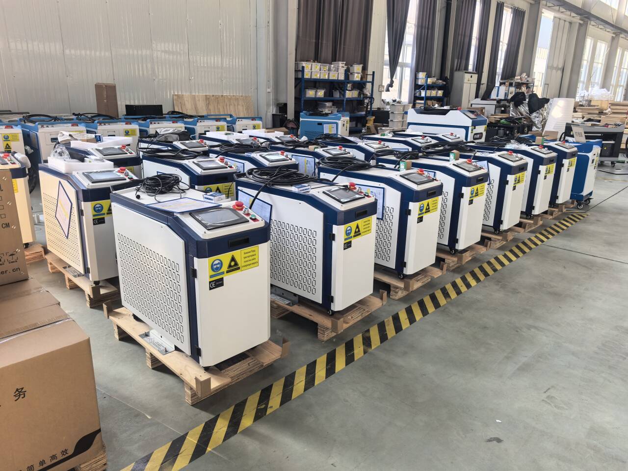 2KW 3KW Water Cooling Suplaser - Industrial Handheld Laser Welding Machine recension och pris