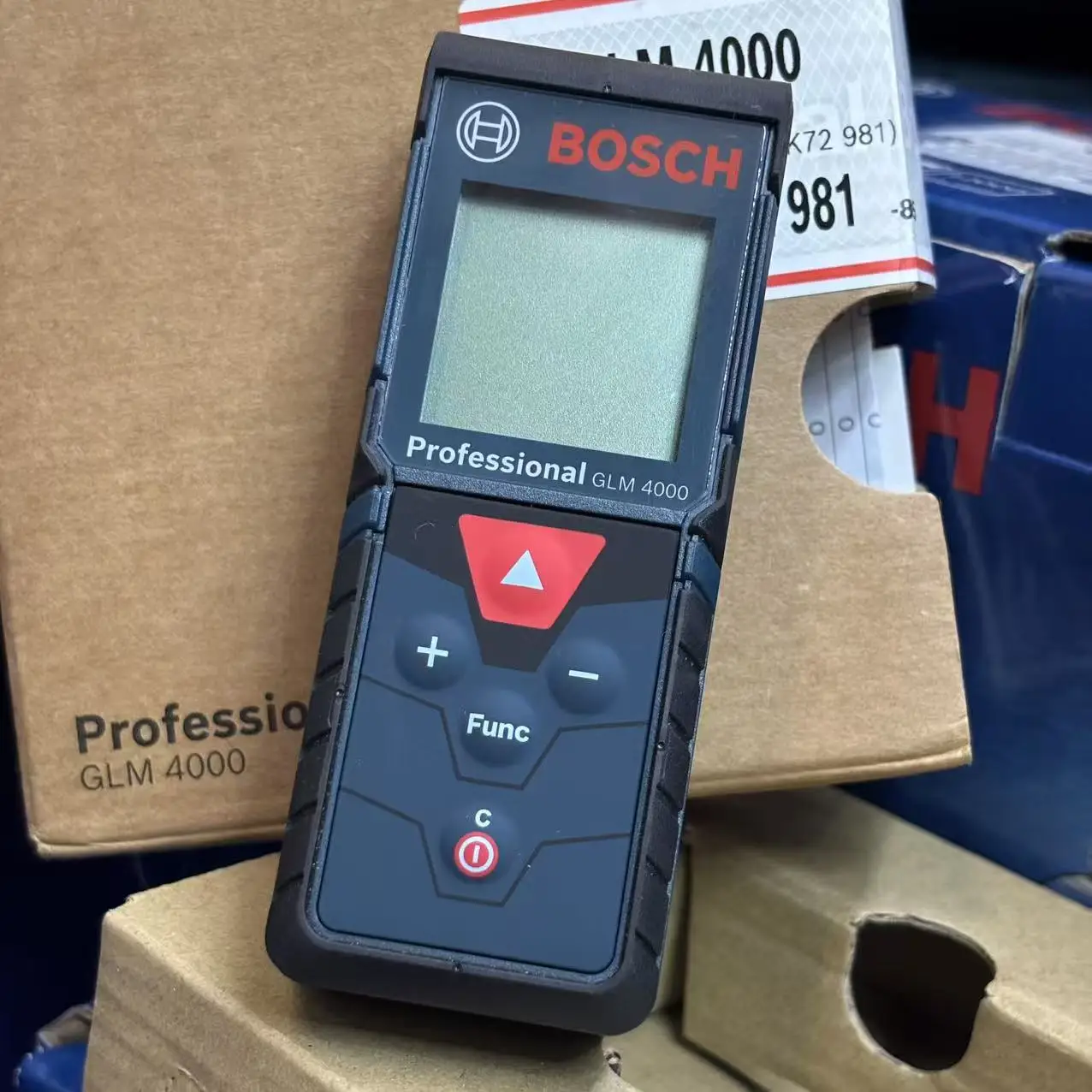 BOSCH GLM 4000 Laser Range Fin - Industrial Laser Tape Measure recension och pris